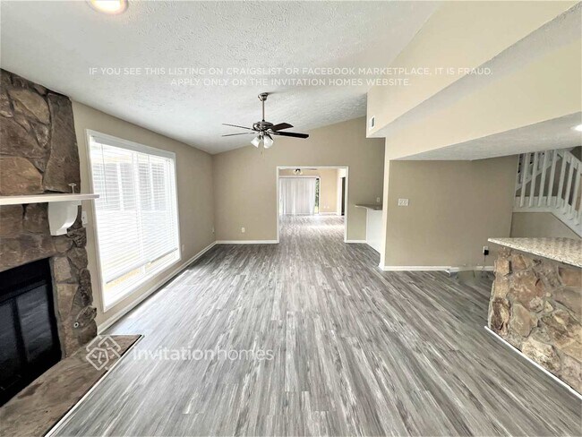 Foto del edificio - 5006 Stoney Point Cir