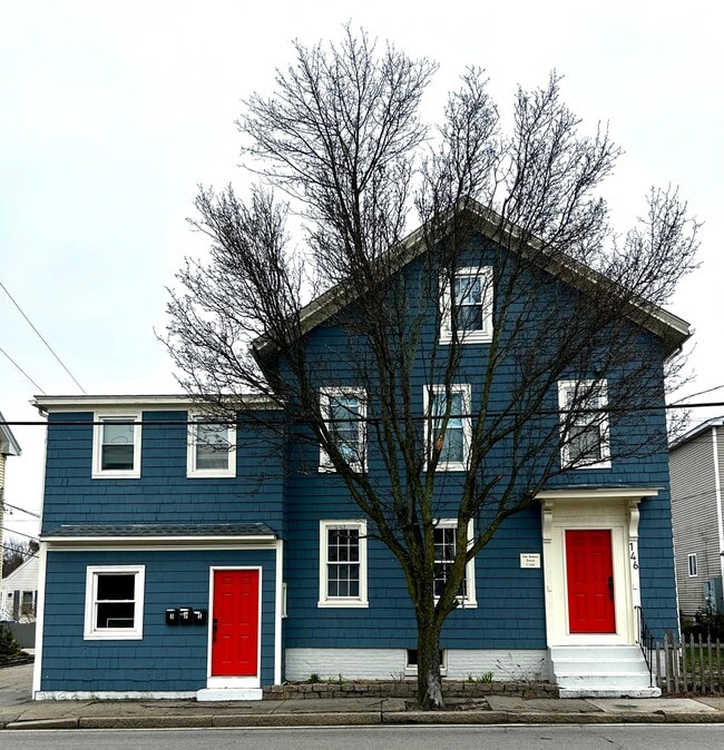 Building Photo - 146 Main St