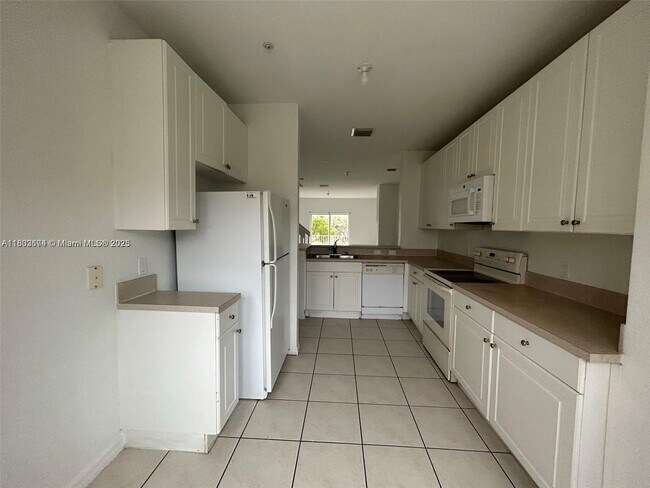 Foto del edificio - 1726 6th Ave