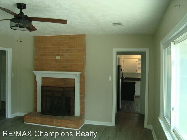 Building Photo - 4 br, 2.5 bath House - 1606 Fletcher Drive