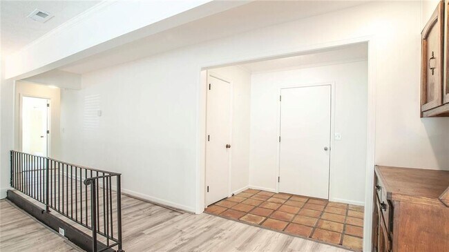 Foto del edificio - 3016 Donavan Way