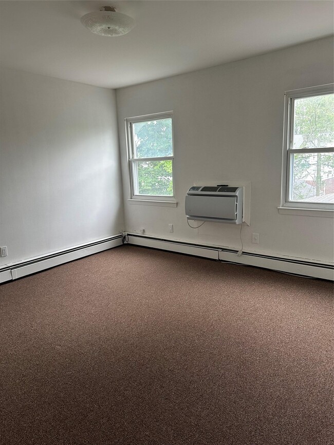 Building Photo - 77-24 252nd St