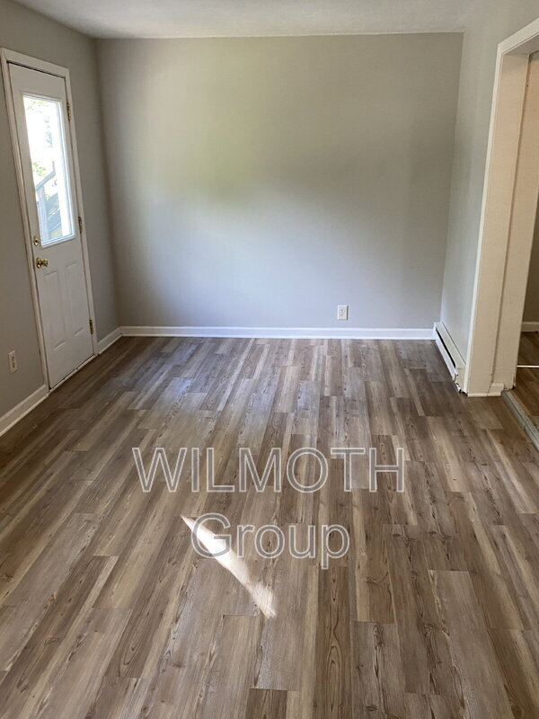 Building Photo - 210 Whitlock Ave