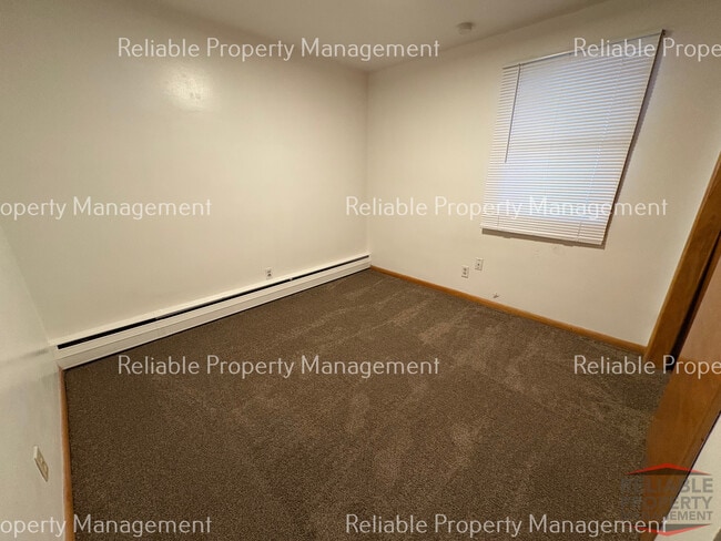 Building Photo - 974 I St
