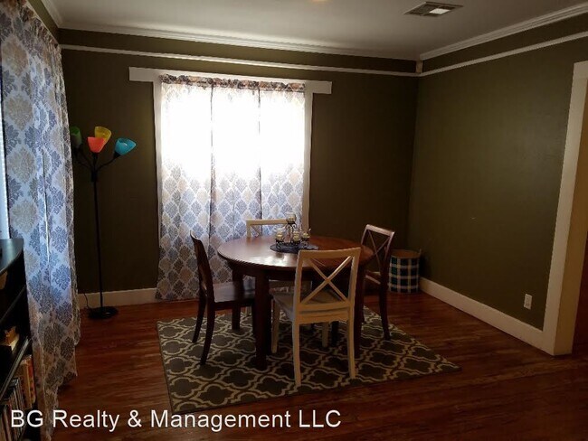 Foto del edificio - 2 br, 2 bath House - 1106 W. Congress