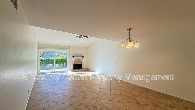 Foto del edificio - 72795 Fleetwood Cir