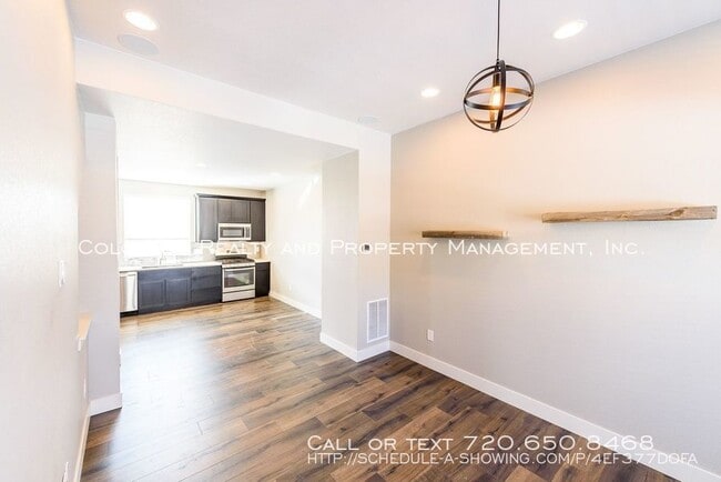 Foto del edificio - 9014 E 49th Pl