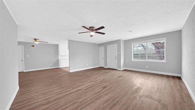 Foto del edificio - 4809 Truman St