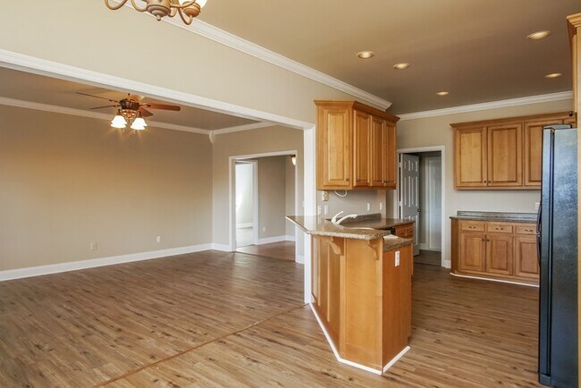 Foto del edificio - 223 Duck Creek Dr