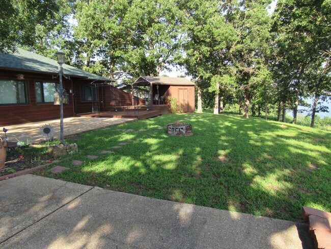 Foto del edificio - Fully Furnished One-Level Lakeview Home in Camdenton