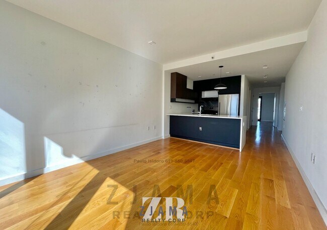 Foto del edificio - 25 E 19th St