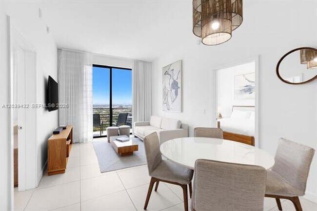 Foto del edificio - 5350 NW 84th Ave
