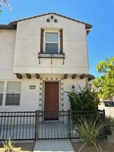 Building Photo - 40211 Calle Real