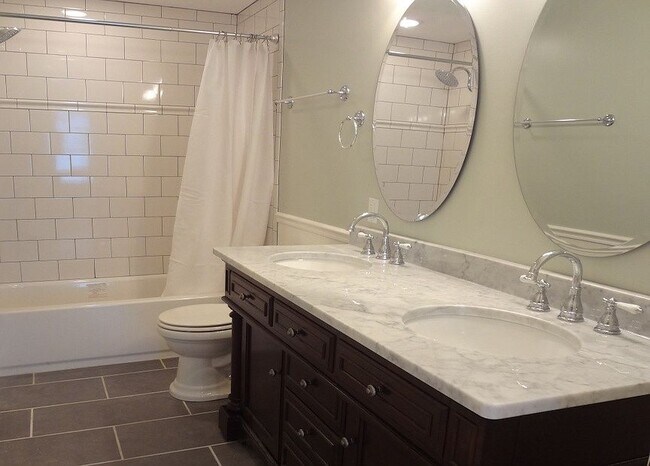 Baño principal - 3037 Keswick Rd