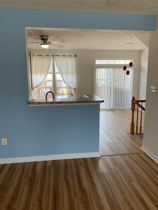 Building Photo - 4513 Golden Meadow Dr