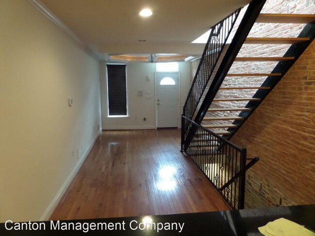 Building Photo - 3 br, 3 bath House - 230 N Port St.