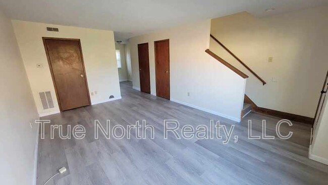 Building Photo - 3102 Jackielane Dr