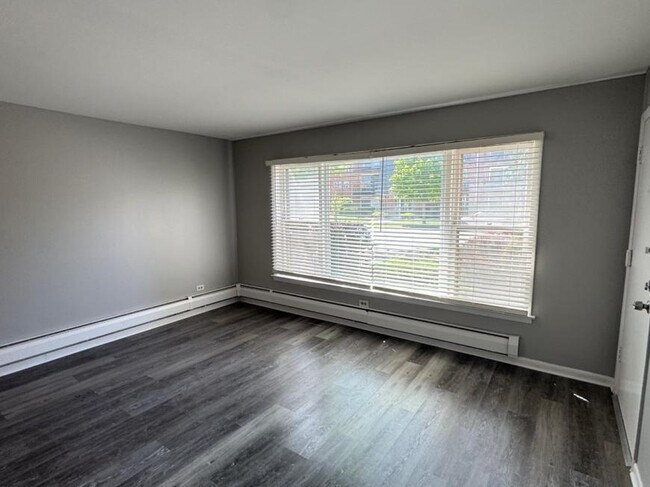 Foto del edificio - 1 bedroom in OAK LAWN IL 60453