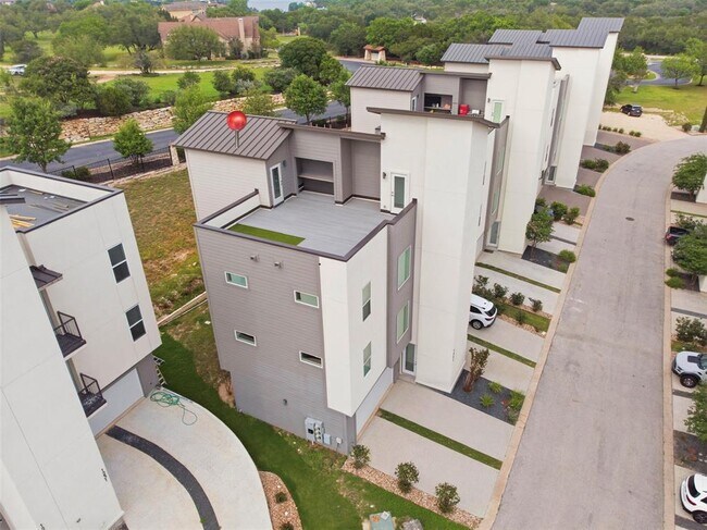Foto del edificio - 4300 Mansfield Dam Rd