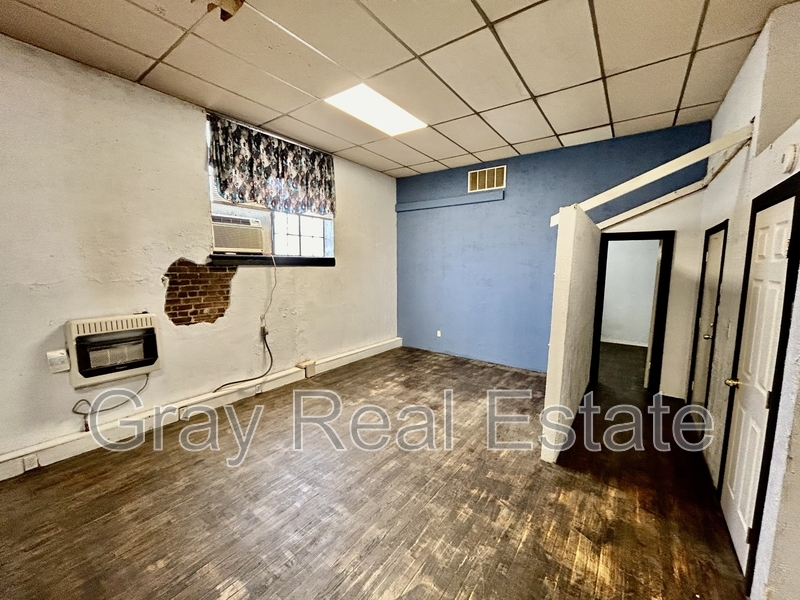 Primary Photo - 208 E MAIN, APT #2 (BILLS PAID- not includ...