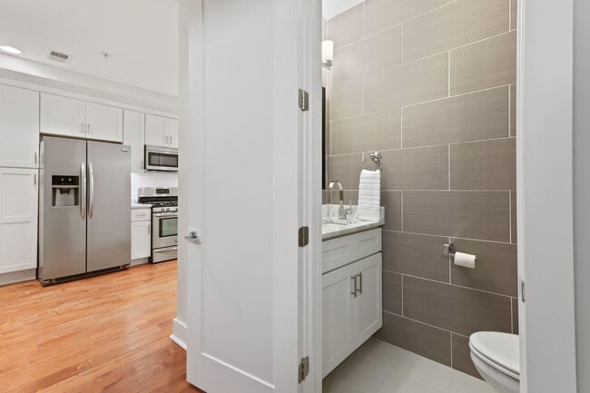 Building Photo - 2140 Wisconsin Ave NW