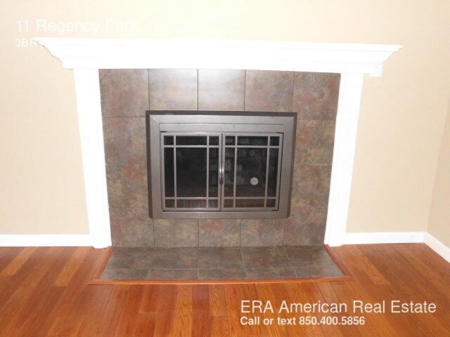 Building Photo - 11 Regency Park Dr
