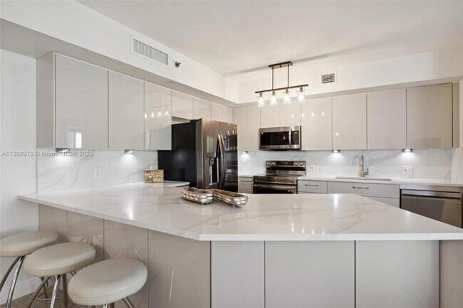 Foto del edificio - 1800 S Ocean Dr