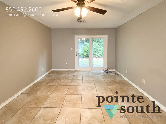 Building Photo - 6427 Schoel Ln