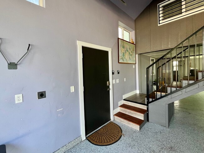Foto del edificio - 2716 Syringa Ln