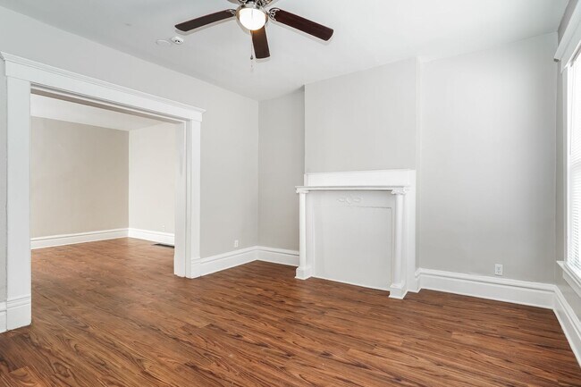 Foto del edificio - 235-237 Avondale Ave