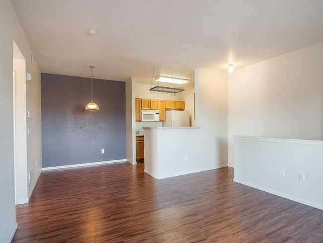 Photo - 905 S Zeno Way Apartment