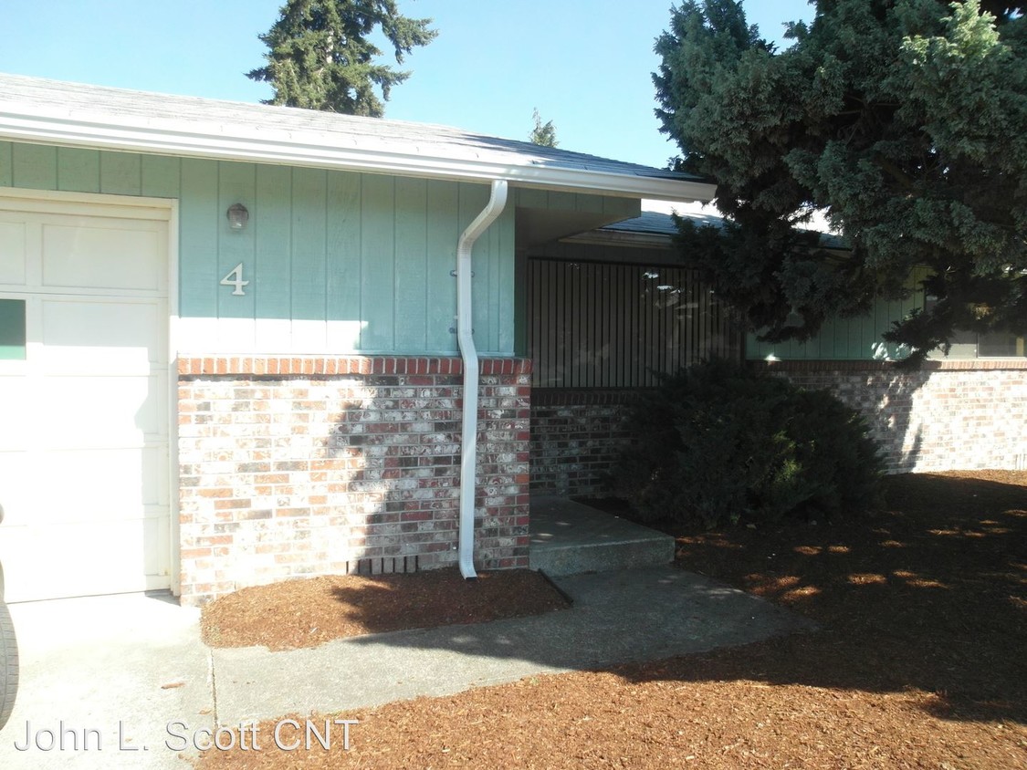 Primary Photo - 2714 Mount Vista Rd