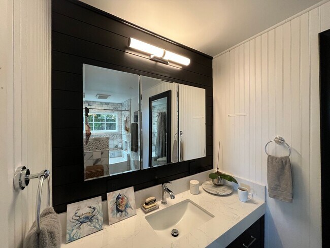 Foto del edificio - Exceptional Luxury One Bedroom Fully Furnished - Morro Bay w/Views