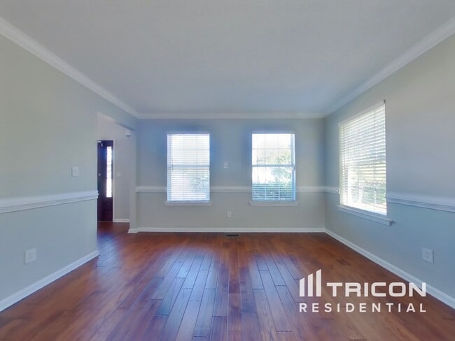 Building Photo - 238 Bermuda Ct