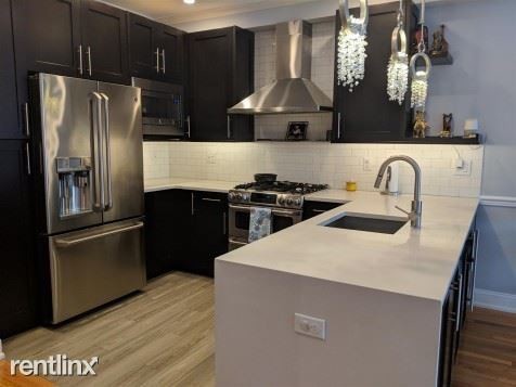 Foto principal - 2 br, 2 bath Apartment - 99 Jefferson St