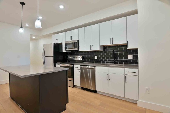 Foto del edificio - 2641 4th St NE