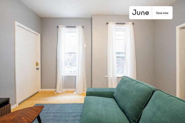 Foto del edificio - 2611 W Armitage Ave