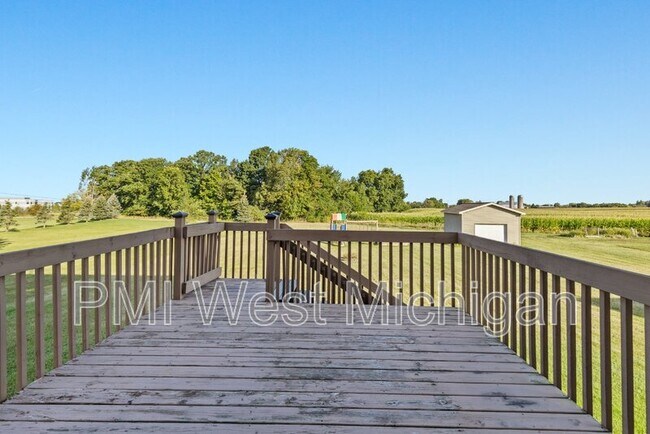 Foto del edificio - 1635 Sunny Glen Dr SE