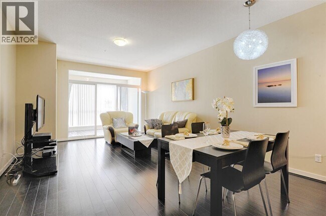 Photo du bâtiment - 2239 Kingsway