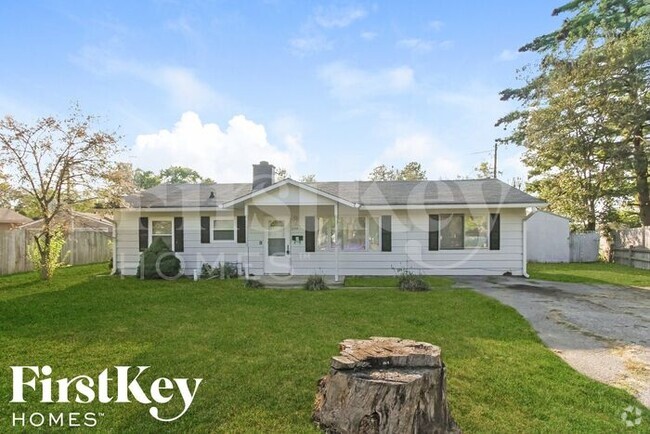 Building Photo - 208 Crestwood Dr