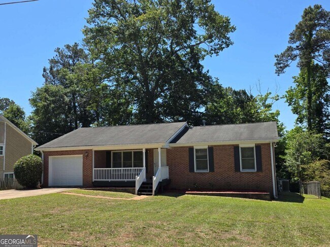 Building Photo - 1695 Underwood Dr SE