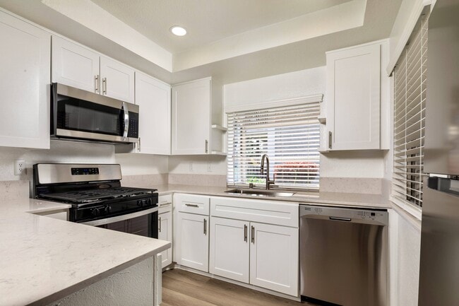 Building Photo - Rancho Vista