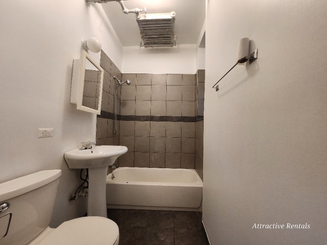 Photo - 14 N Long Ave Apartment