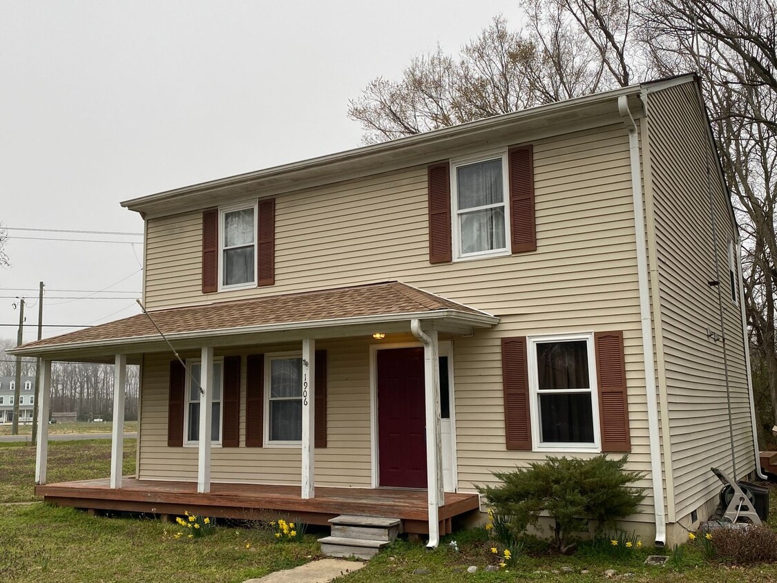 Primary Photo - Charming 2-Bedroom Duplex in a Convenient Location!