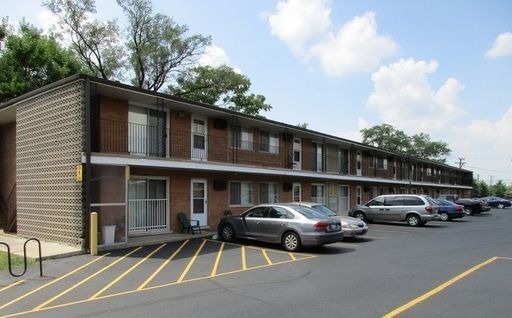 Primary Photo - 6545 W 111th St