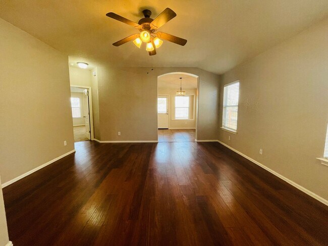 Building Photo - 10115 Roseangel Ln