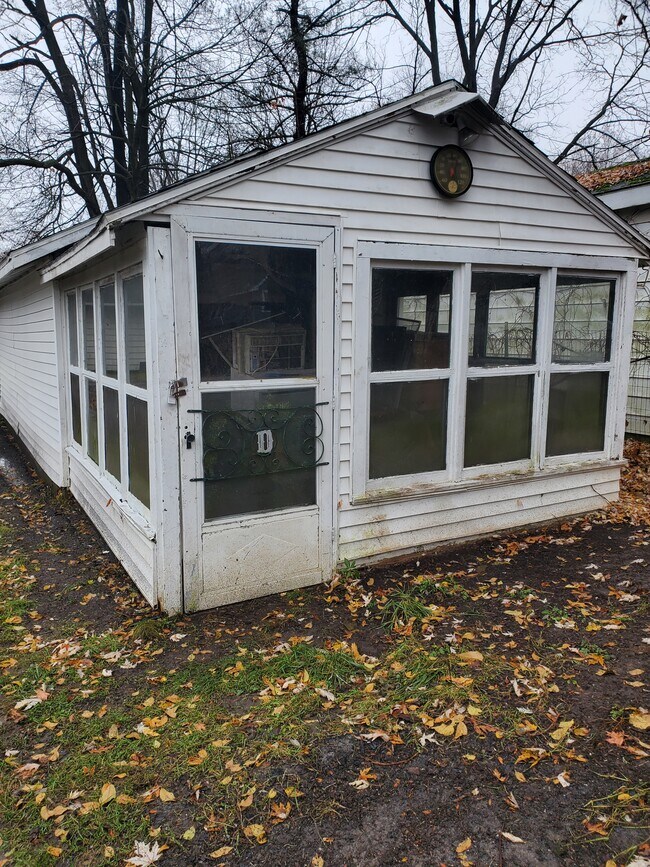 Building Photo - 3607 Adams St