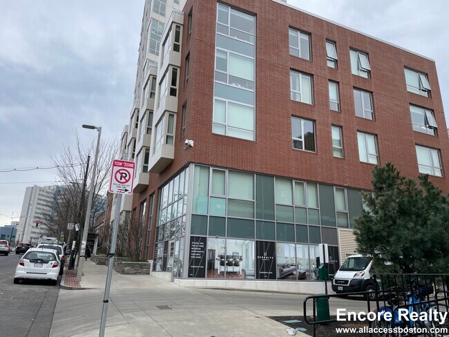 Foto del edificio - 8 S Huntington Ave