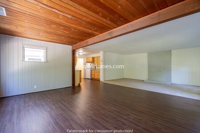 Foto del edificio - 4250 SW 96th Ave