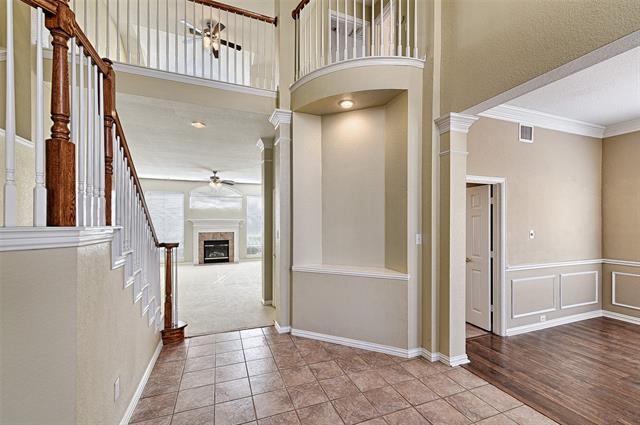 Building Photo - 1411 Salado Dr